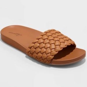 Women's Renae Slide Sandals - Universal Thread™ in Tan/Brown